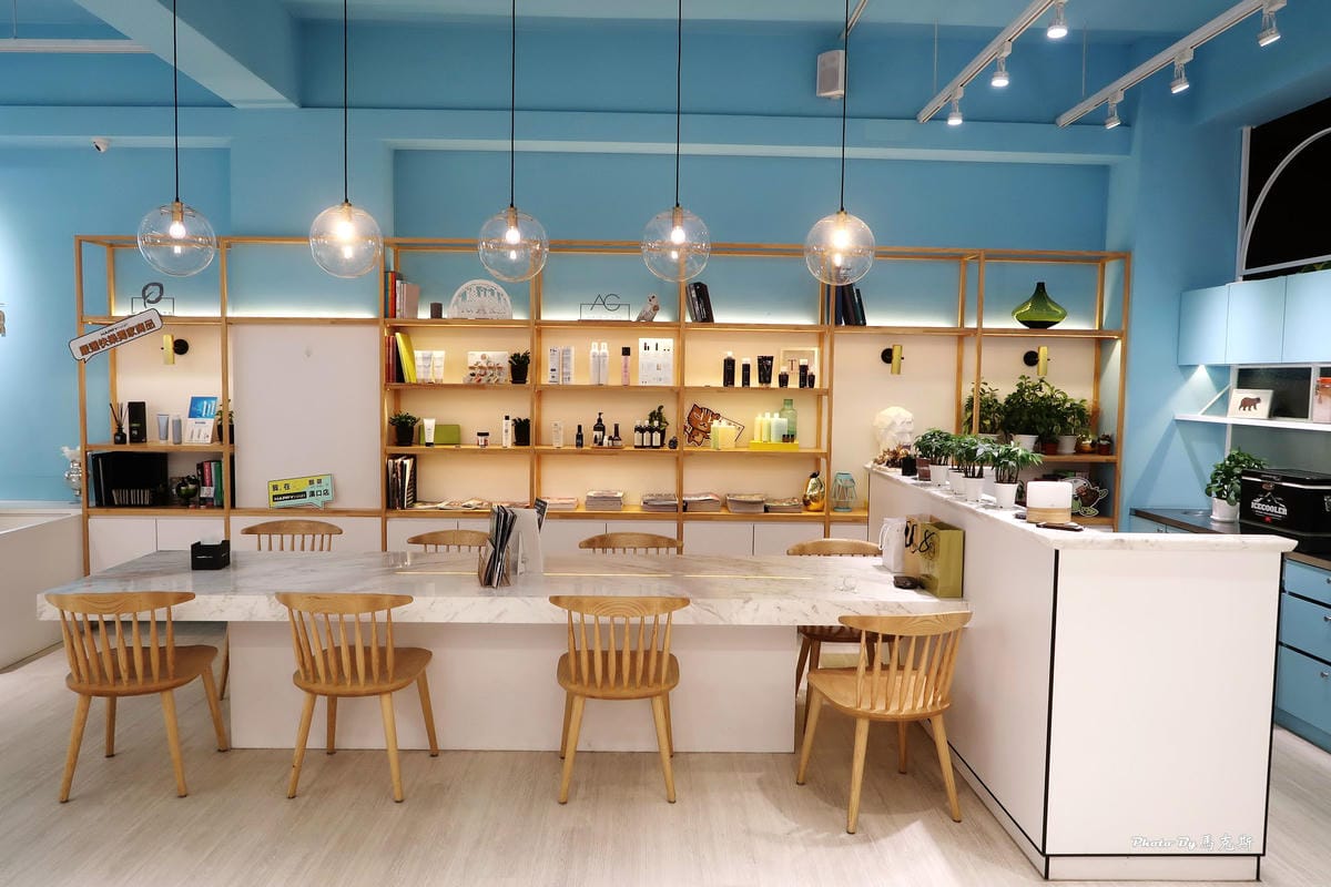 /tmp/phpF9NE0B /tmp/phpF9NE0B