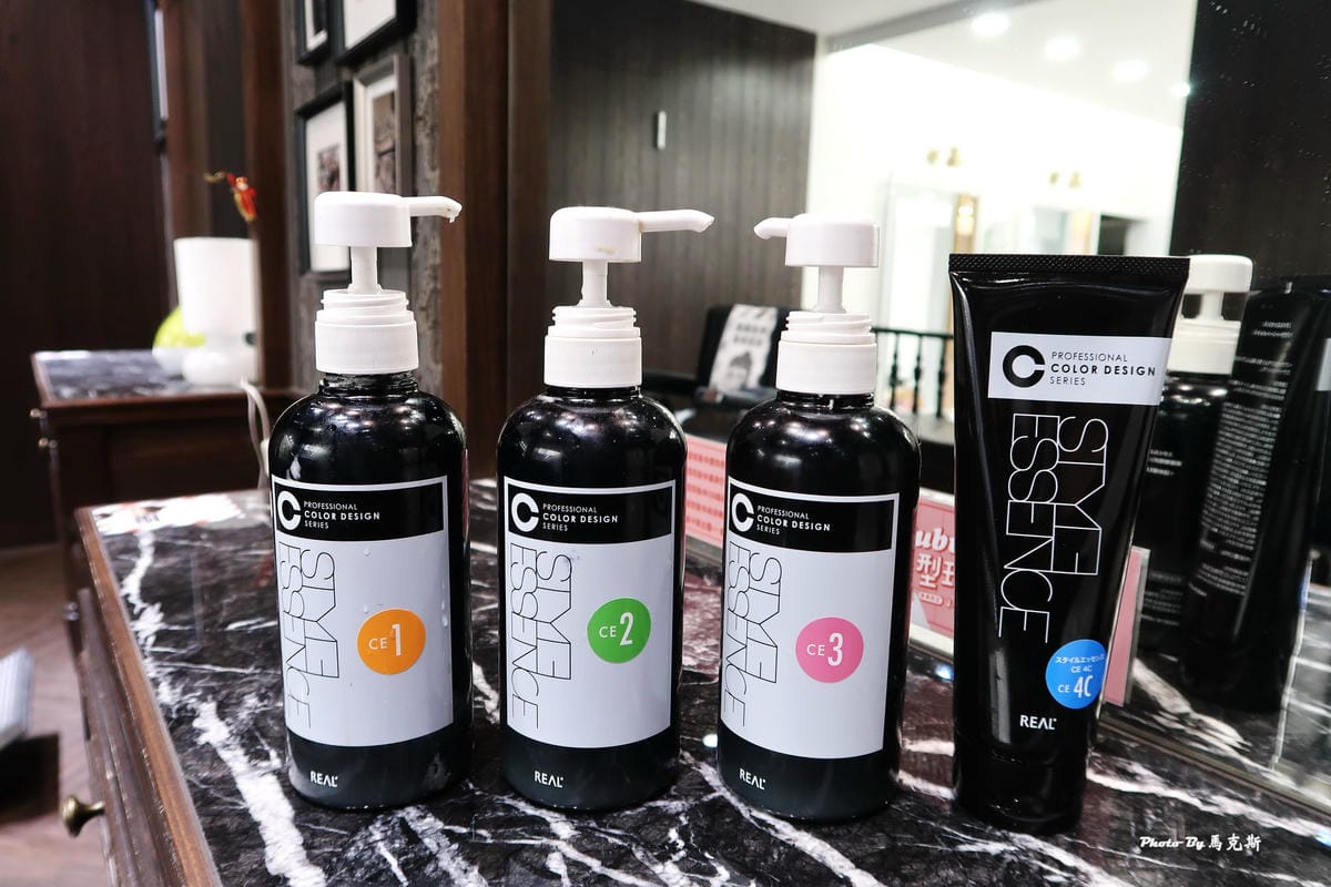 /tmp/phpNM87Xu /tmp/phpNM87Xu