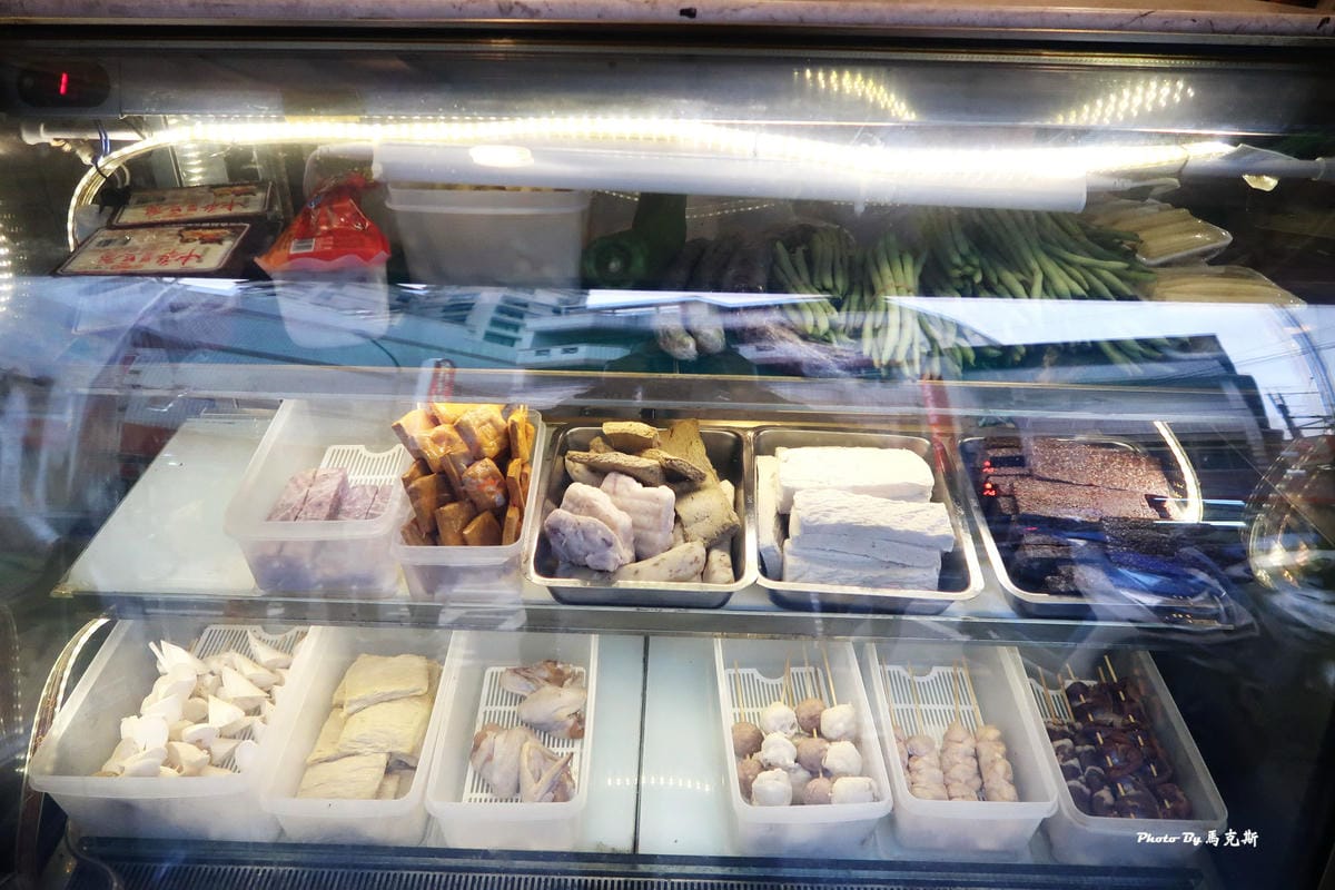 /tmp/phpGg5jk2 /tmp/phpGg5jk2