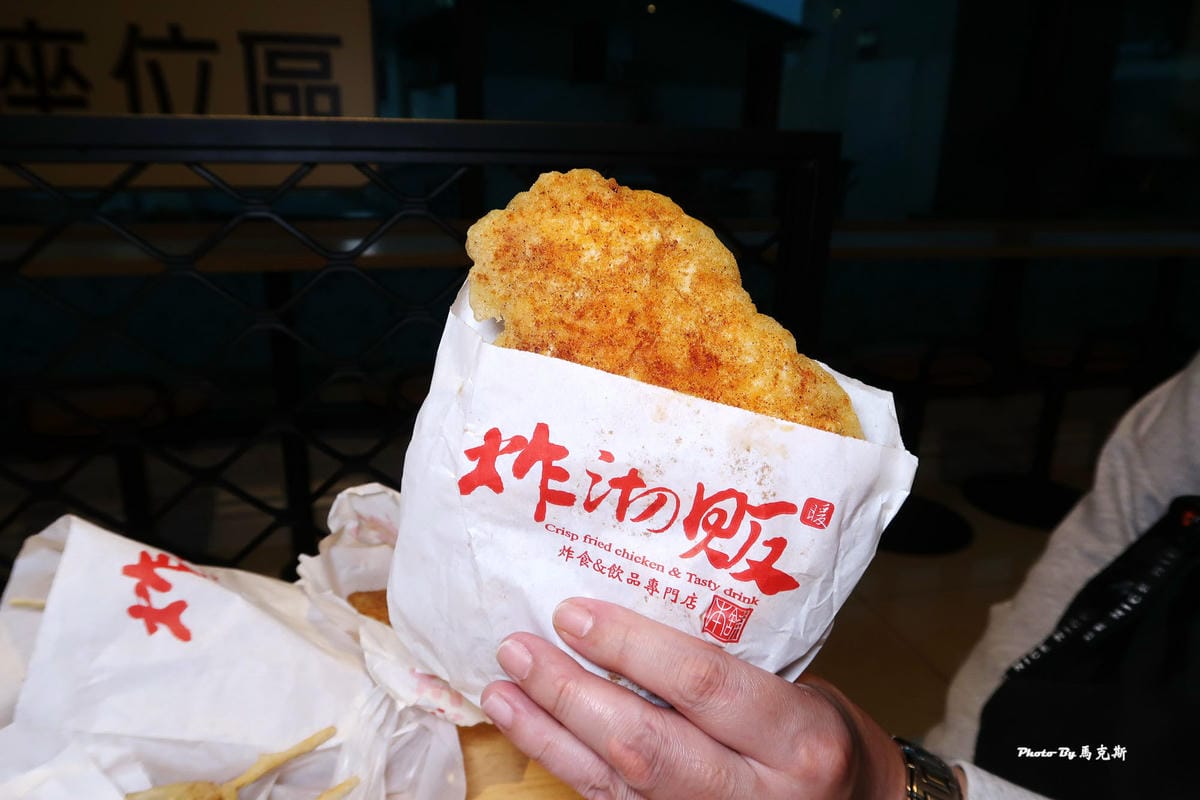 /tmp/phpIorHRN /tmp/phpIorHRN