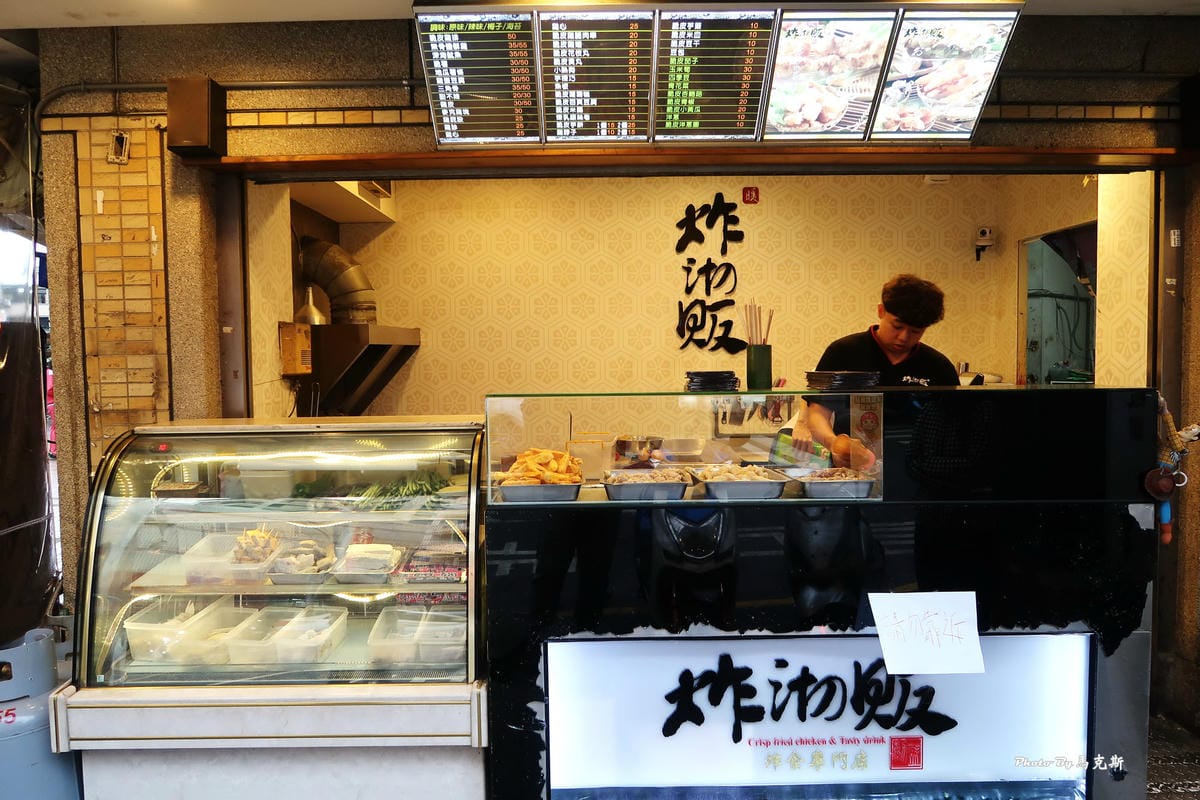 /tmp/phpwz18KK /tmp/phpwz18KK