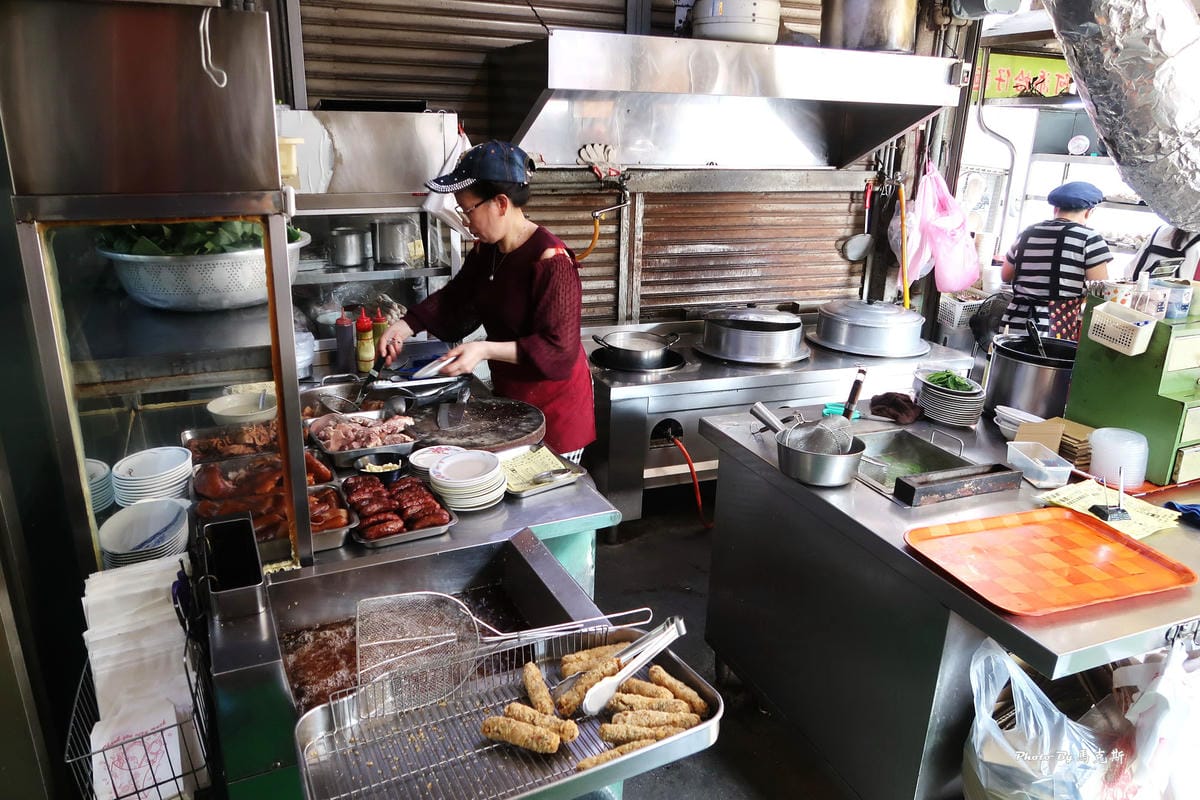 阿添蛤仔麵｜彰化市美食推薦：在地人推薦50年老店 生意超好 