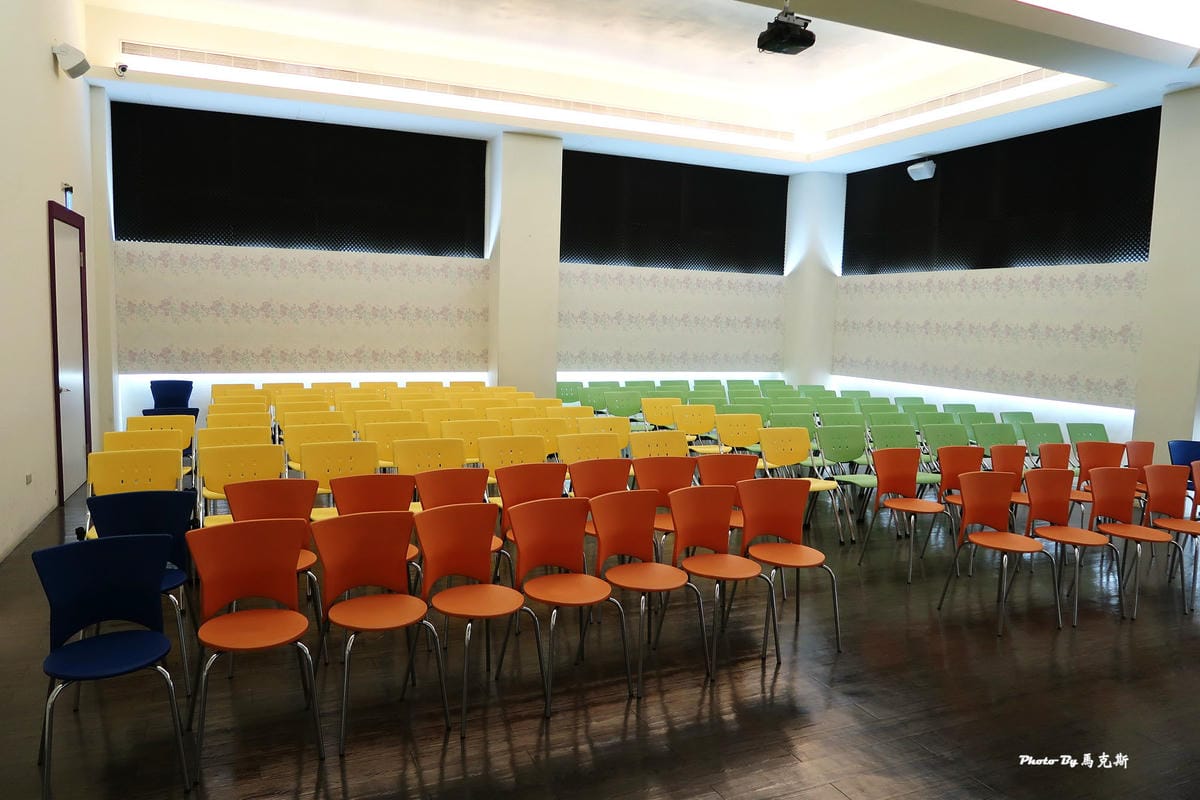 /tmp/phpNjqQSA /tmp/phpNjqQSA