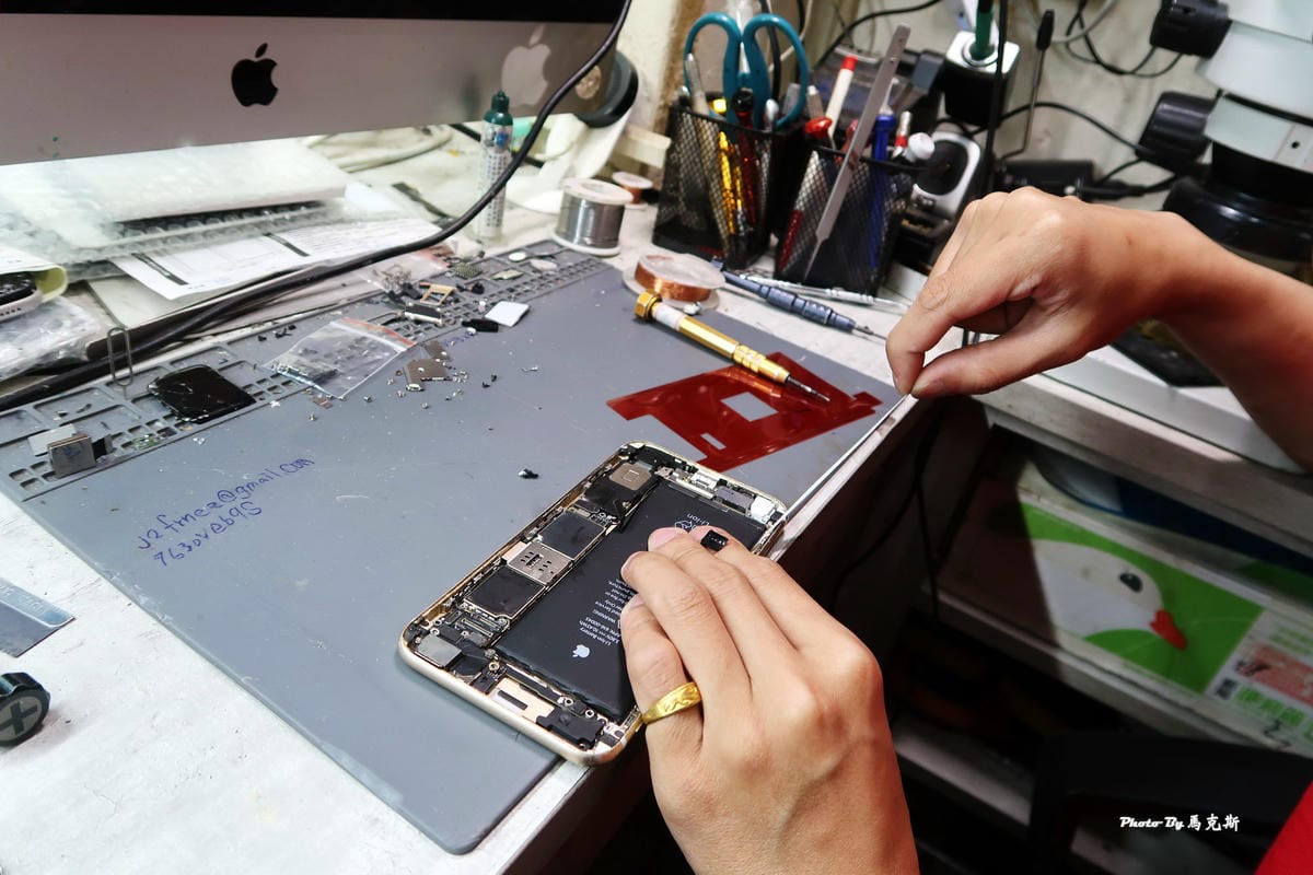 膜幻鎂機新竹遠百旗艦店|新竹手機維修推薦:新竹iPhone現 膜幻鎂機新竹遠百旗艦店|新竹手機維修推薦:新竹iPhone現