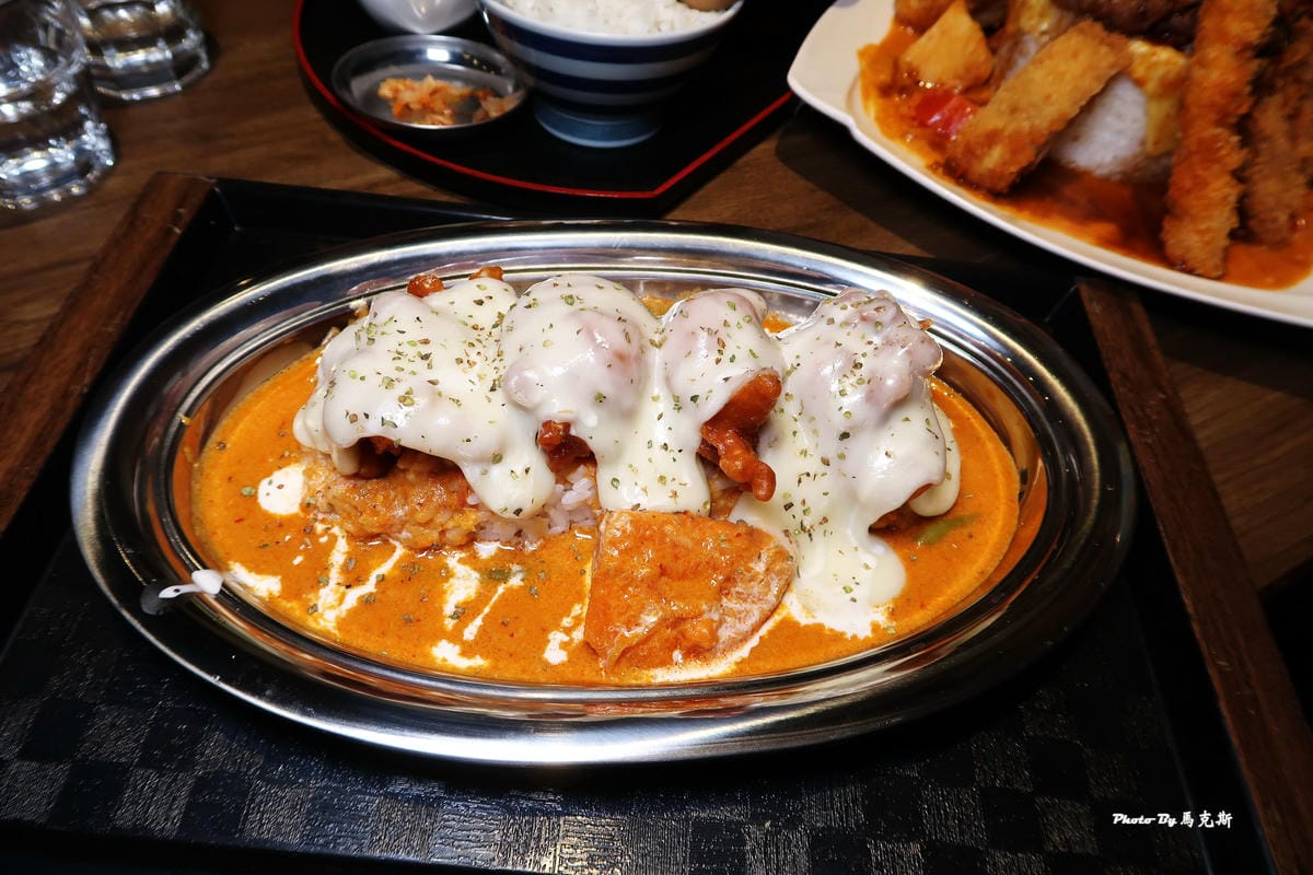 /tmp/php4nWCK6 /tmp/php4nWCK6