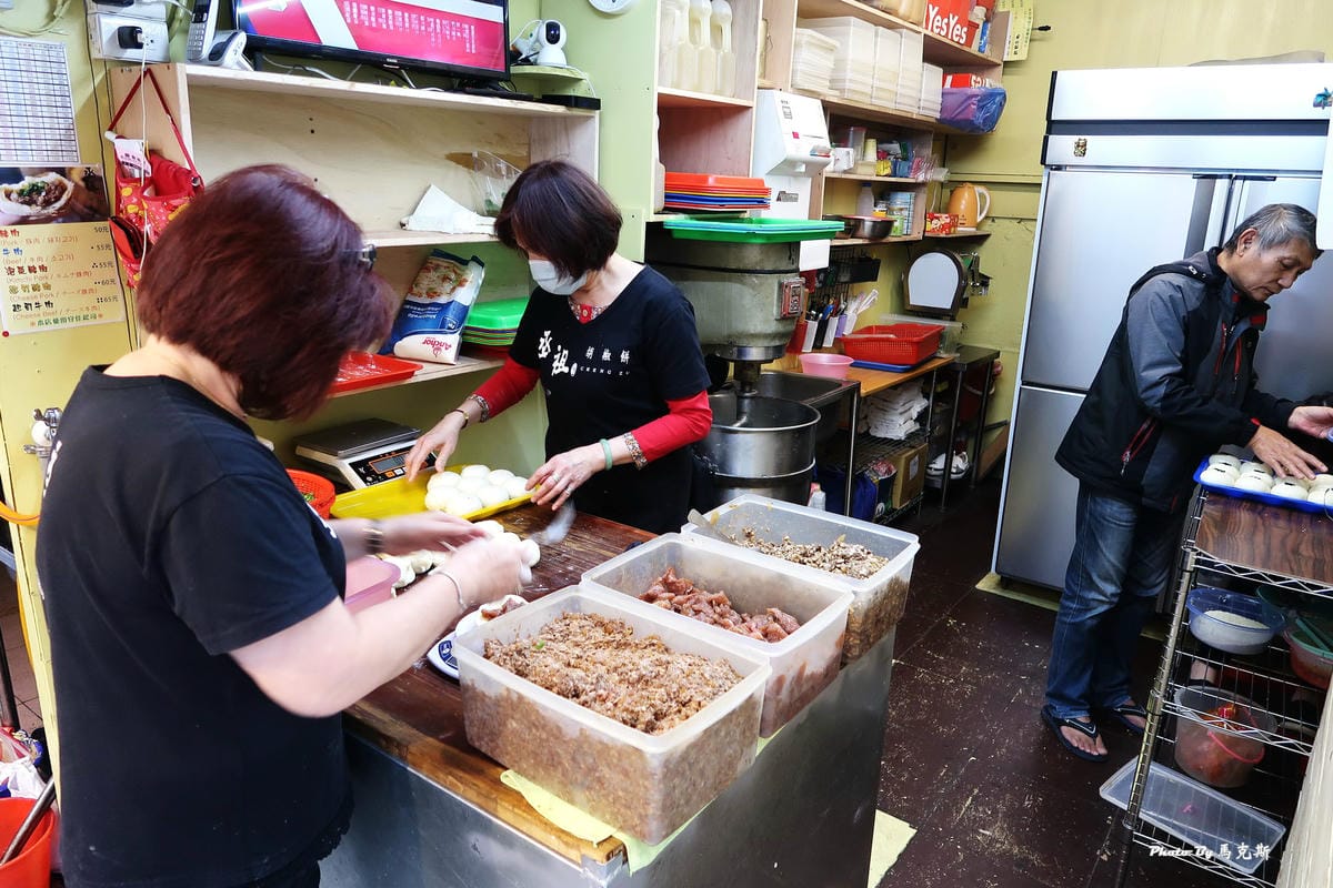 /tmp/phpVOgMA5 /tmp/phpVOgMA5