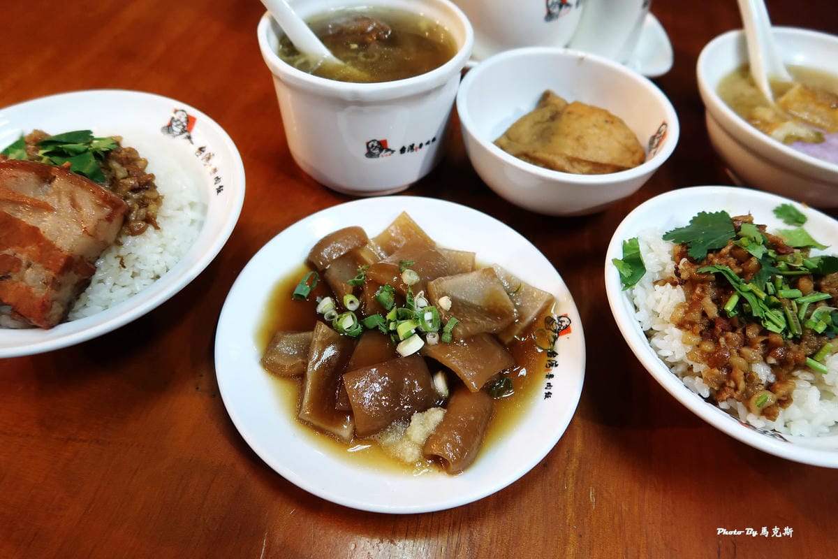 /tmp/phpU7U6tq /tmp/phpU7U6tq