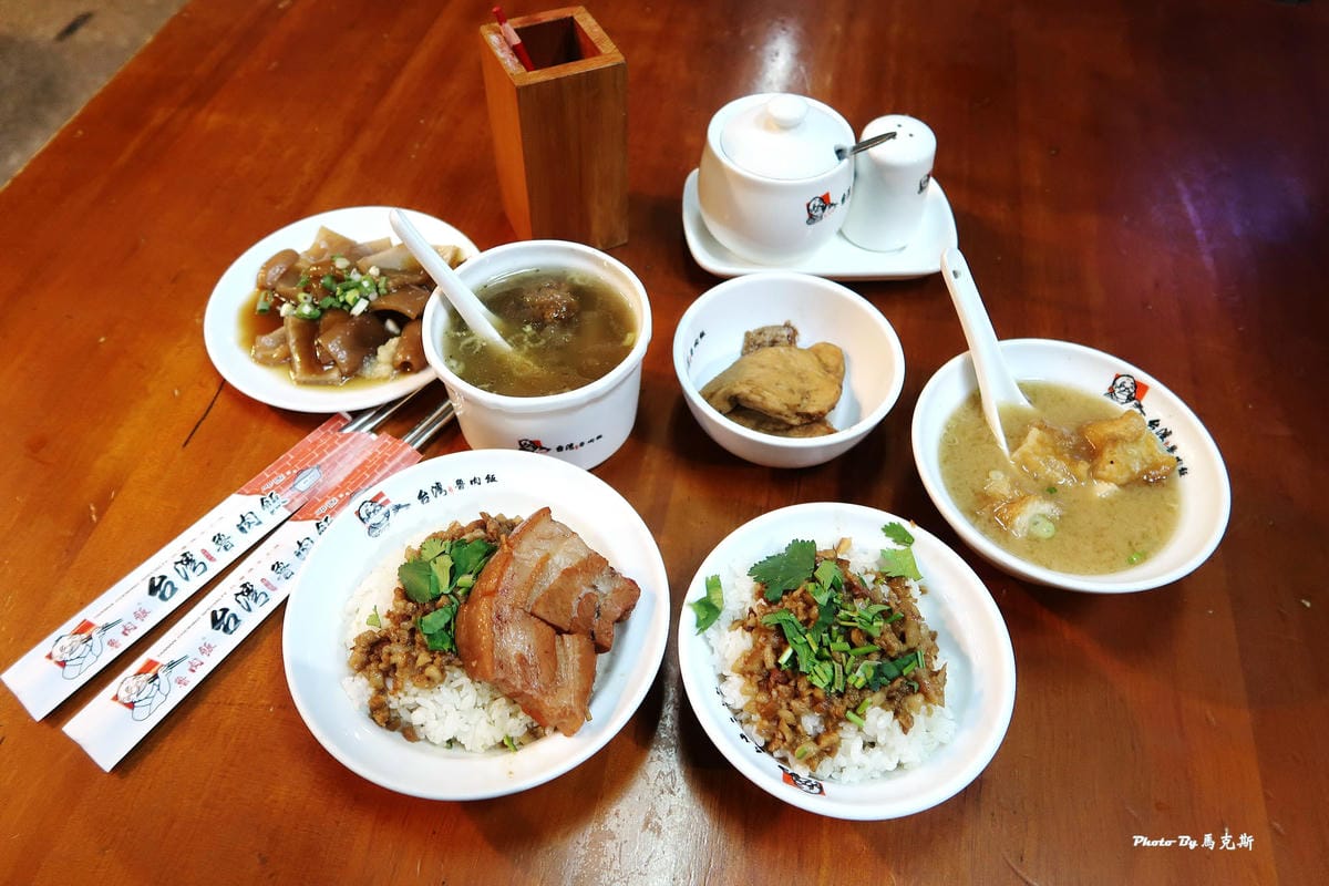 /tmp/phpA8xUGu /tmp/phpA8xUGu