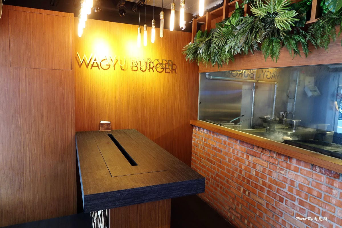 /tmp/phpcEUXET /tmp/phpcEUXET