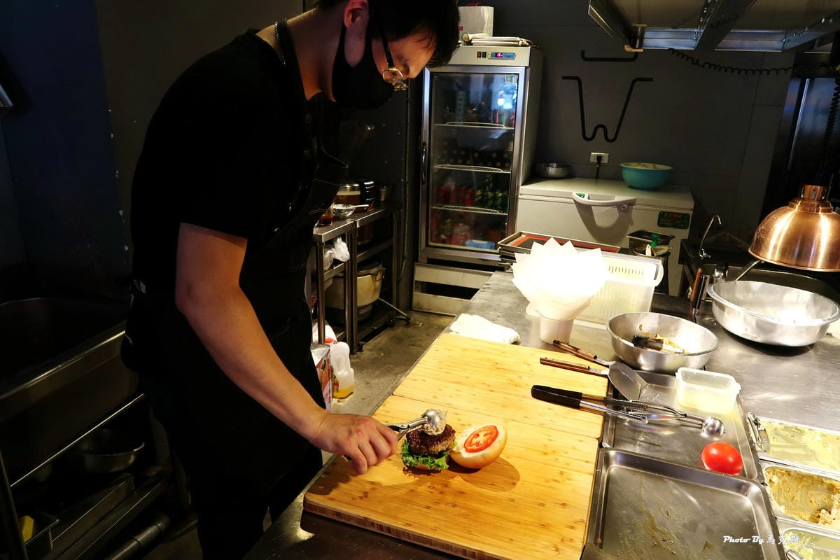 /tmp/phpSKli14 /tmp/phpSKli14