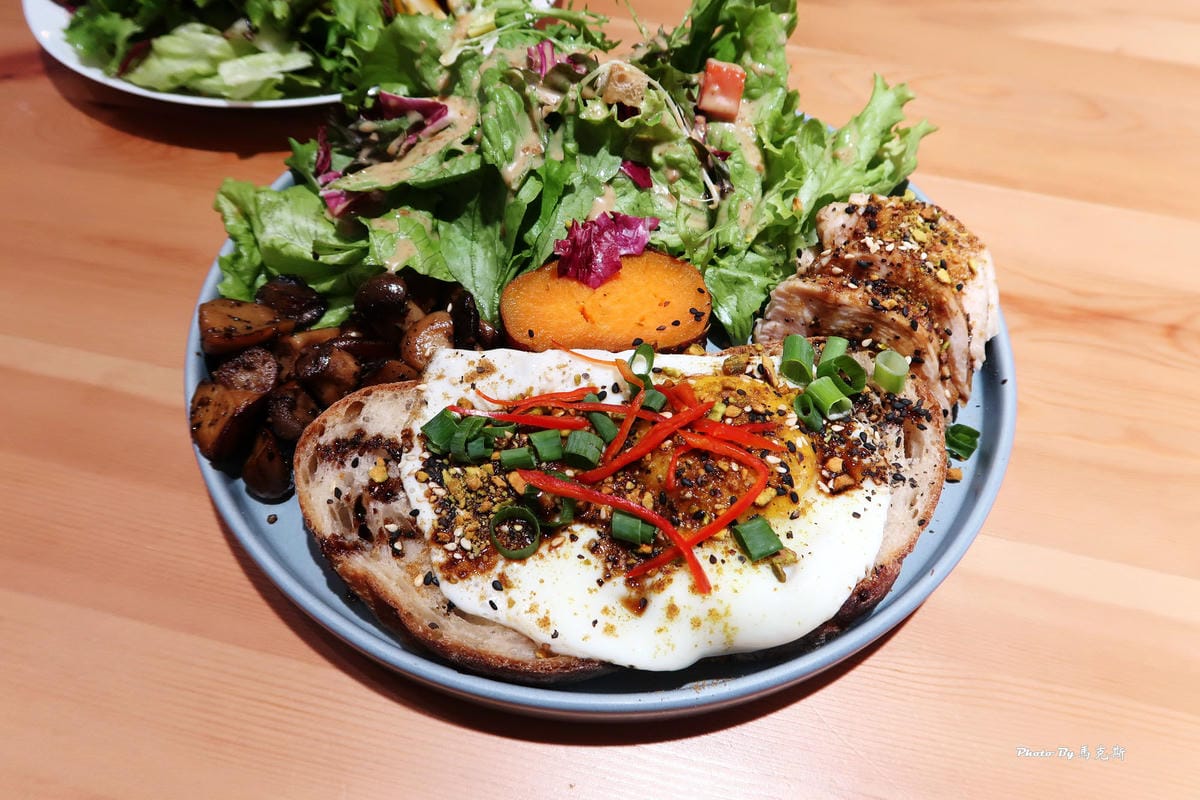 /tmp/phpf6uY7l /tmp/phpf6uY7l