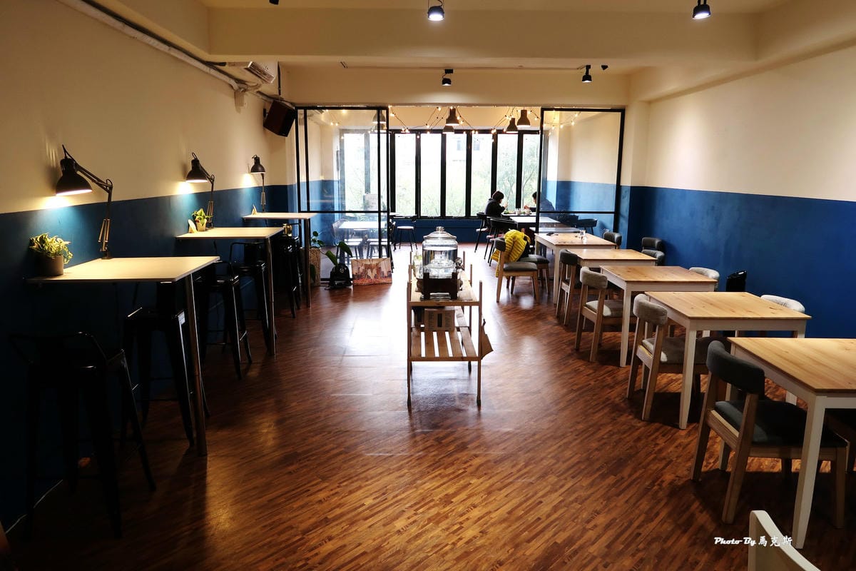 /tmp/phpXwylvu /tmp/phpXwylvu