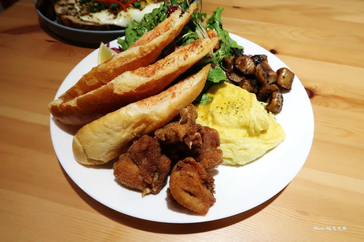 /tmp/phpFfQU5a /tmp/phpFfQU5a