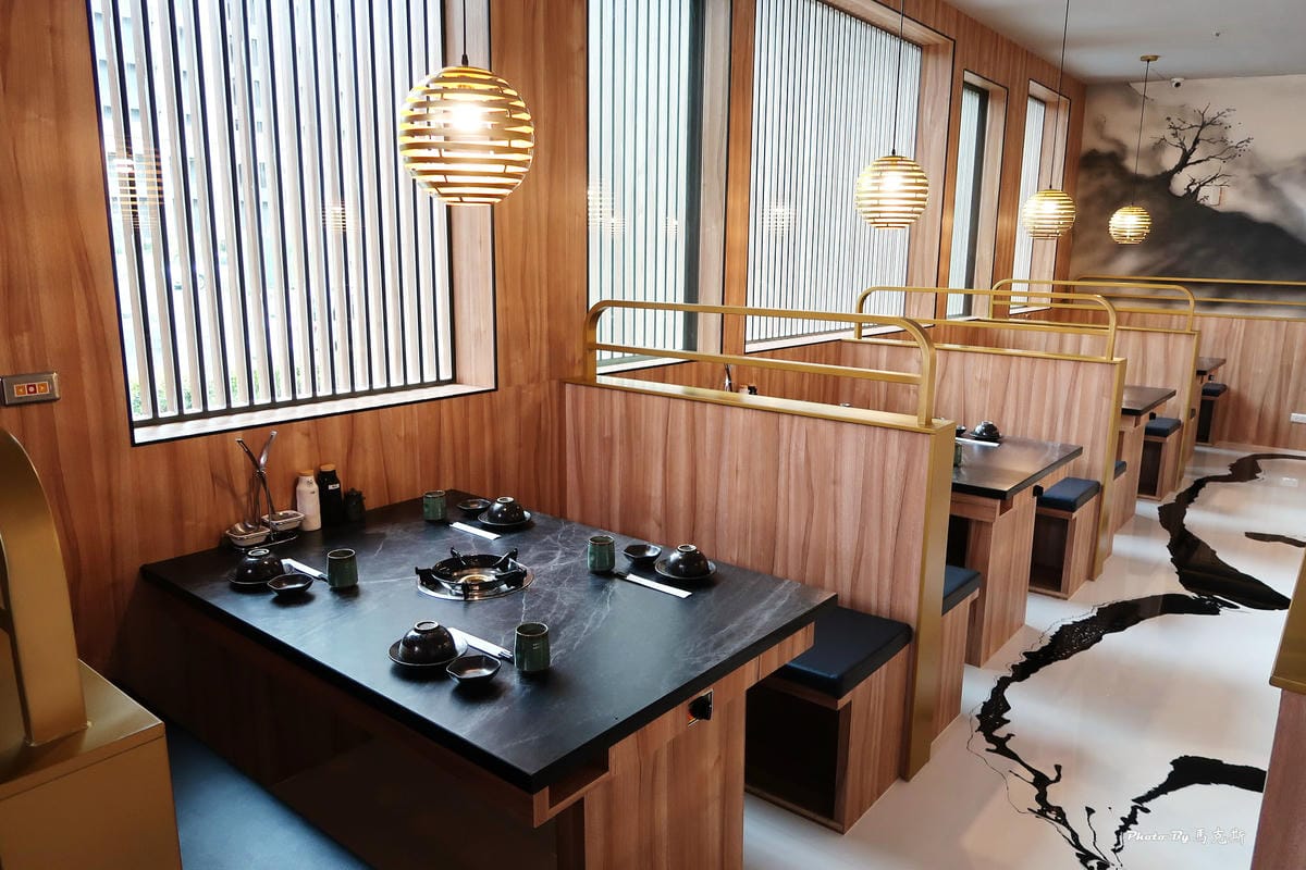 【桃園中壢青埔火鍋推薦】御鼎軒紅白鍋|鴛鴦鍋底無限續加有水準 【桃園中壢青埔火鍋推薦】御鼎軒紅白鍋|鴛鴦鍋底無限續加有水準