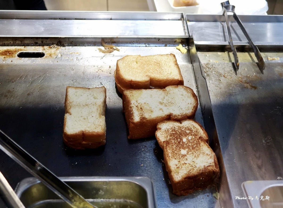 /tmp/phpWWM0vN /tmp/phpWWM0vN