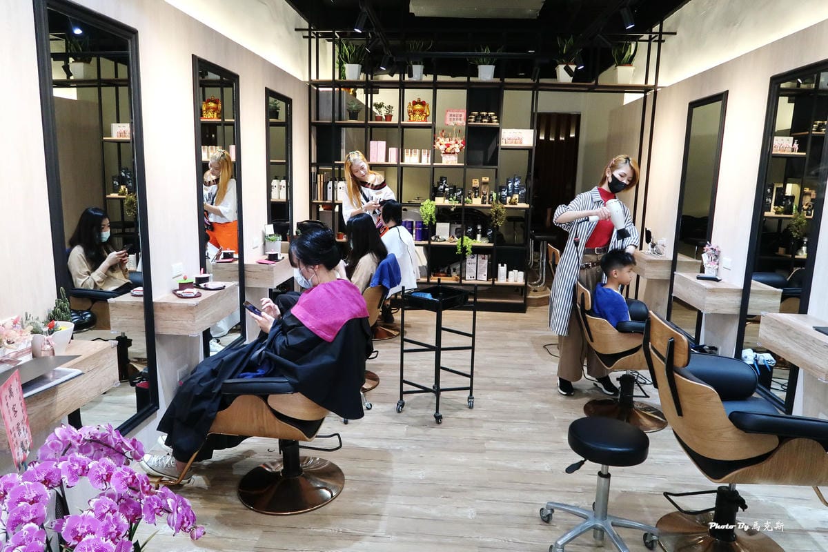 /tmp/phpxQ43mW /tmp/phpxQ43mW