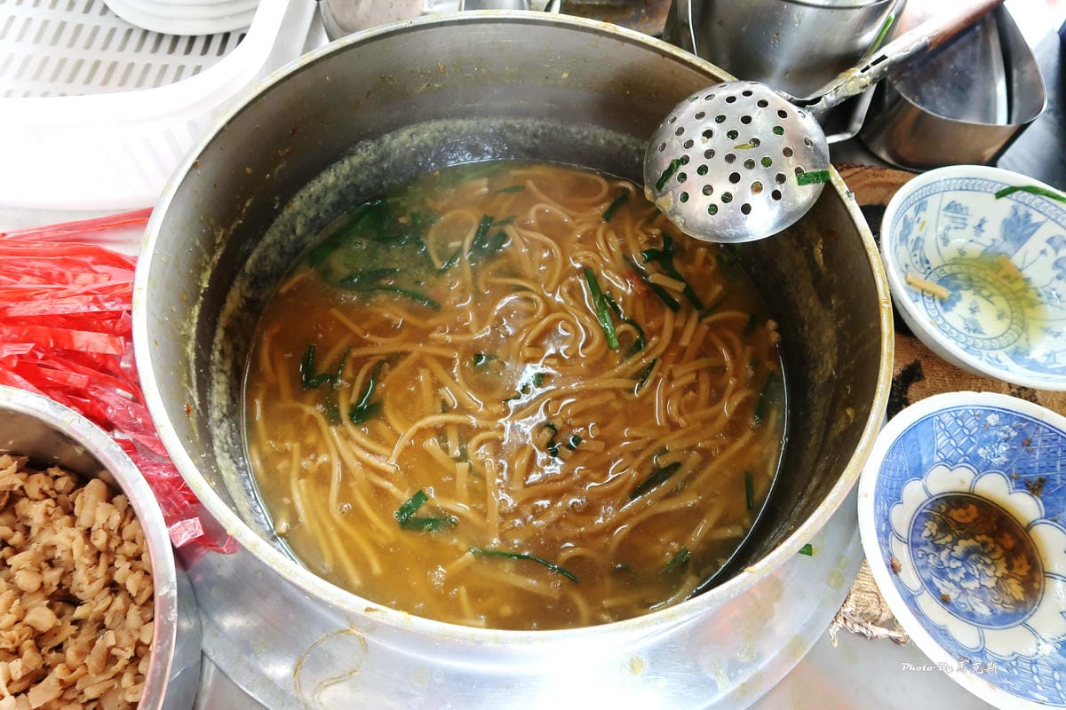 【台中南區美食推薦】合作街大麵羹|超過40年銅板小吃 台中人 【台中南區美食推薦】合作街大麵羹|超過40年銅板小吃 台中人