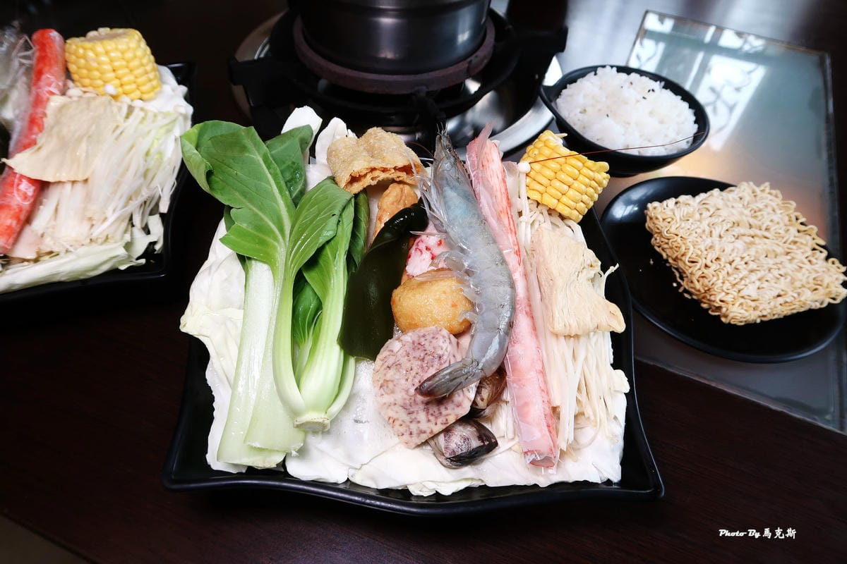 【台中豐原火鍋推薦】覓湯庭園鍋物|雙人套餐海陸一次給你大滿足 【台中豐原火鍋推薦】覓湯庭園鍋物|雙人套餐海陸一次給你大滿足