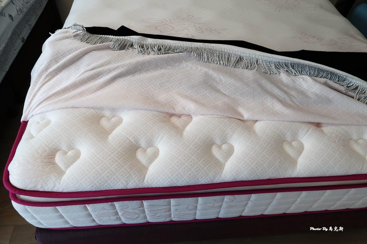 【台中床墊家具推薦】坐又銘沙發台中正義門市|自家工廠直營MI 【台中床墊家具推薦】坐又銘沙發台中正義門市|自家工廠直營MI