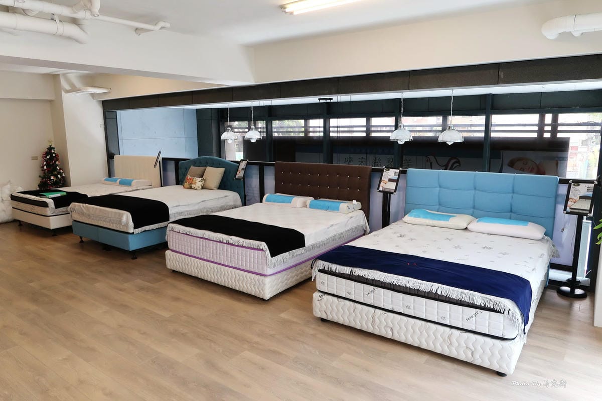 【台中床墊家具推薦】坐又銘沙發台中正義門市|自家工廠直營MI 【台中床墊家具推薦】坐又銘沙發台中正義門市|自家工廠直營MI