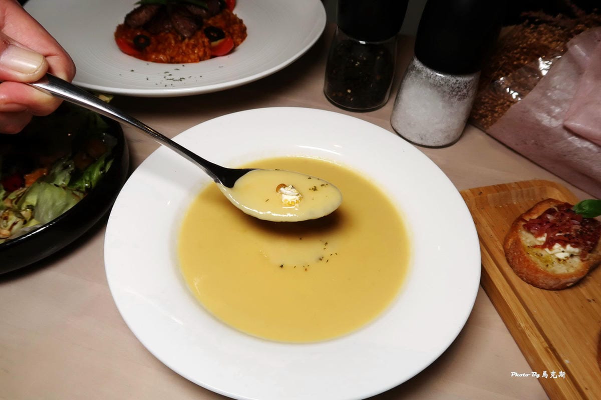 IMG_9197_調整大小 (2).jpg IMG_9197_調整大小 (2).jpg