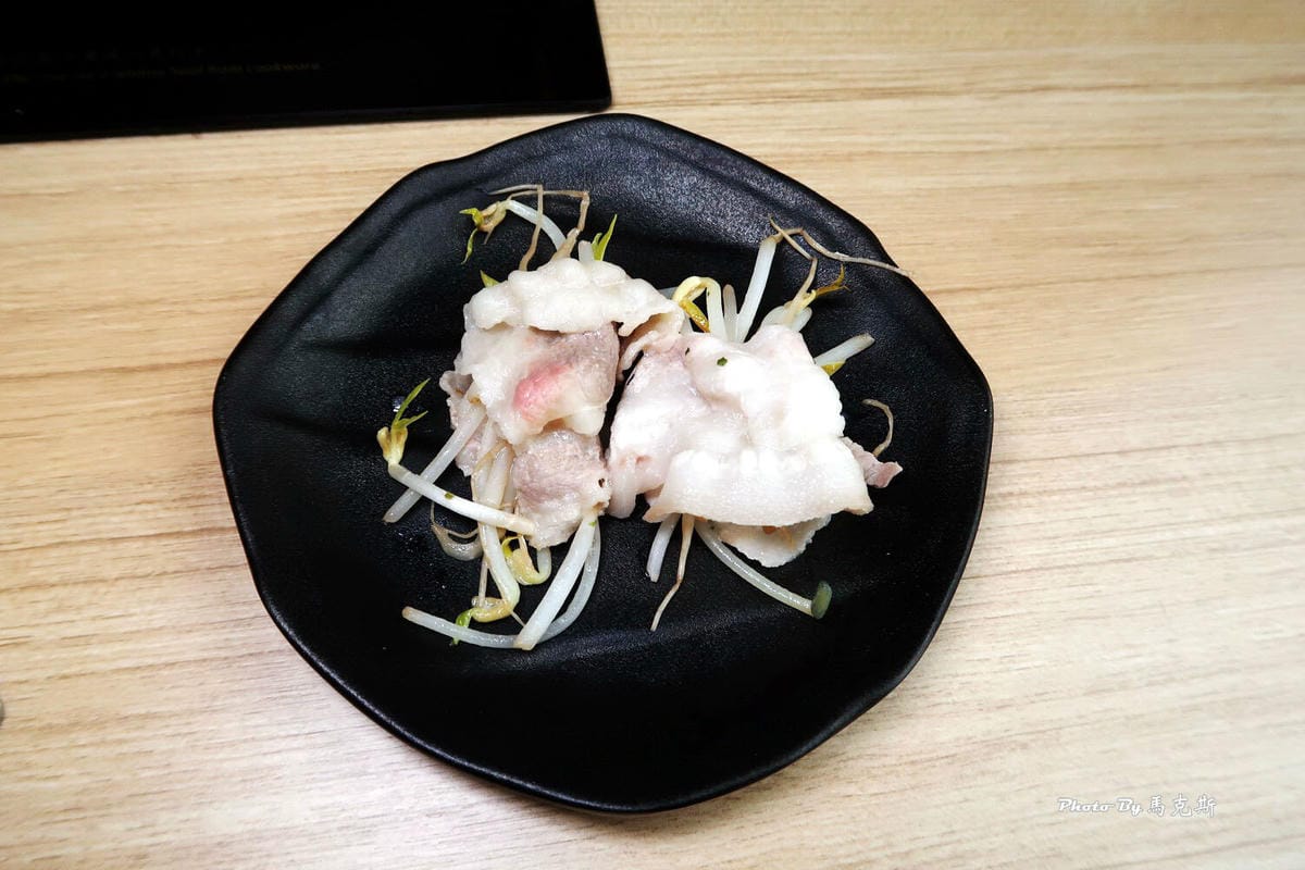 IMG_1403_調整大小 (2).jpg IMG_1403_調整大小 (2).jpg