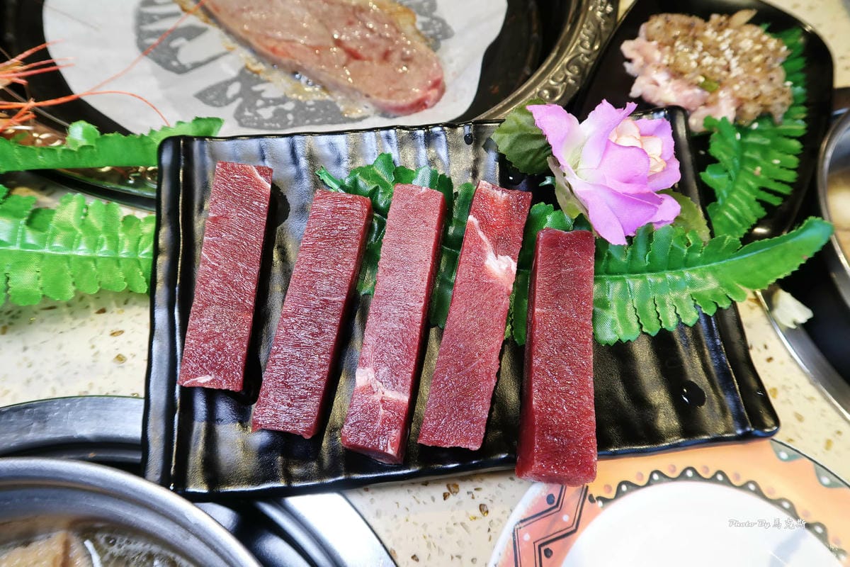 IMG_0340牛肋條_調整大小.jpg IMG_0340牛肋條_調整大小.jpg