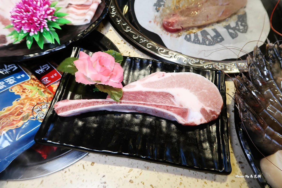 IMG_0320戰斧豬_調整大小.jpg IMG_0320戰斧豬_調整大小.jpg