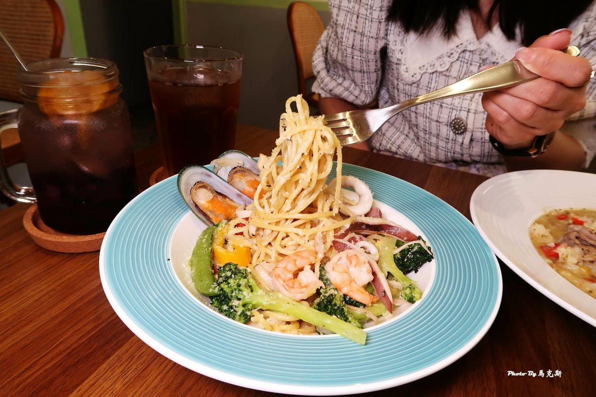 IMG_4774_調整大小 (2).jpg IMG_4774_調整大小 (2).jpg