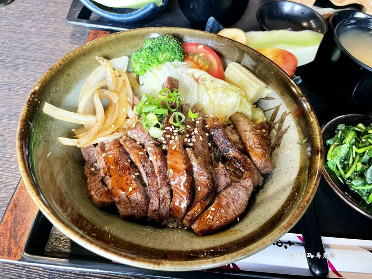 IMG_5590_調整大小.jpg IMG_5590_調整大小.jpg