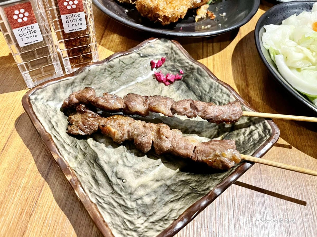 IMG_8747_調整大小牛肋條.jpg IMG_8747_調整大小牛肋條.jpg