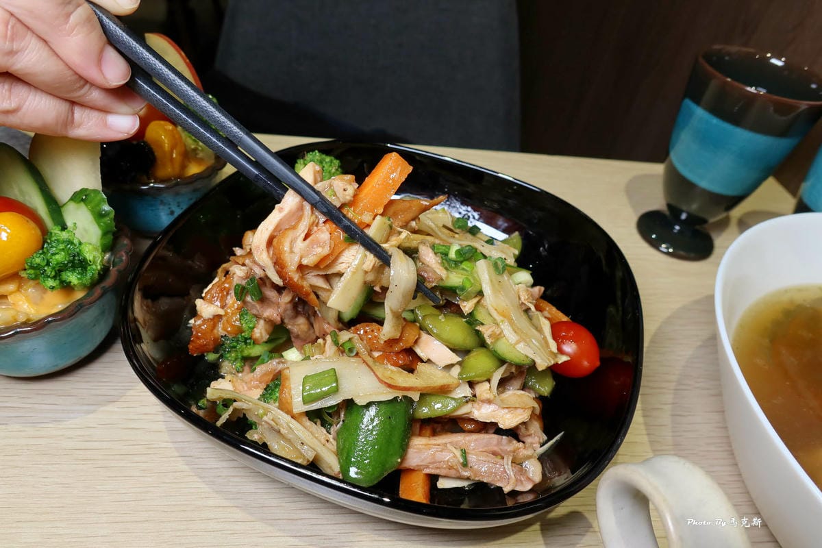 IMG_0305_調整大小.jpg IMG_0305_調整大小.jpg