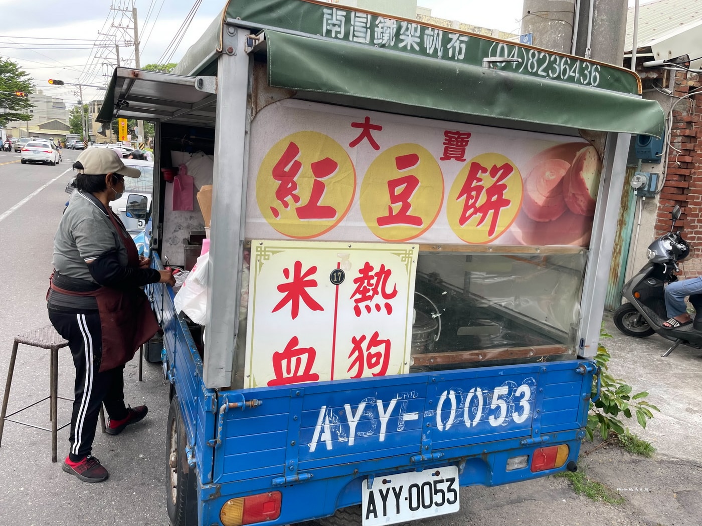 【彰化福興美食推薦】大寶紅豆餅｜在地30年老字號美味紅豆餅 每個銅板價買10送1 還有賣熱狗和米血 近鹿港老街|外帶|鹿港天后宮|