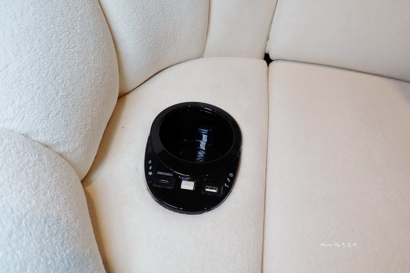 【台中沙發推薦】坐又銘沙發-台中正義門市|MIT工廠直營自產自銷 沙發床墊皆可客製化 價格公開透明化 近忠孝夜市|台中沙發|台中床墊|沙發清潔| - 第18張圖 【台中沙發推薦】坐又銘沙發-台中正義門市|MIT工廠直營自產自銷 沙發床墊皆可客製化 價格公開透明化 近忠孝夜市|台中沙發|台中床墊|沙發清潔|