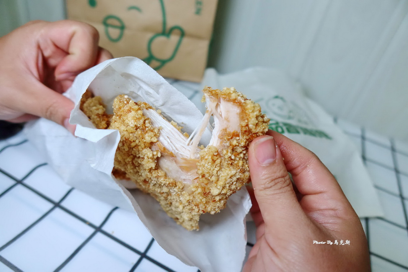 【台中北區美食推薦】咿品香雞排台中北區青島店｜外酥內嫩汁多的古早味雞排 綜合炸物餐適合多人聚餐享用 好吃值得回購|外帶|外送|天津路年貨大街|