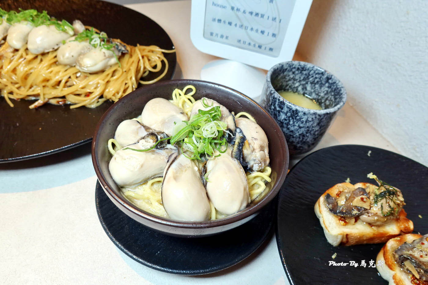 【台北東區美食推薦】She’ll Oyster｜敘｜藏身台北東區巷弄人氣生蠔餐廳 主打空運活體生蠔 必點日本生蠔塔 續攤宵夜好去處