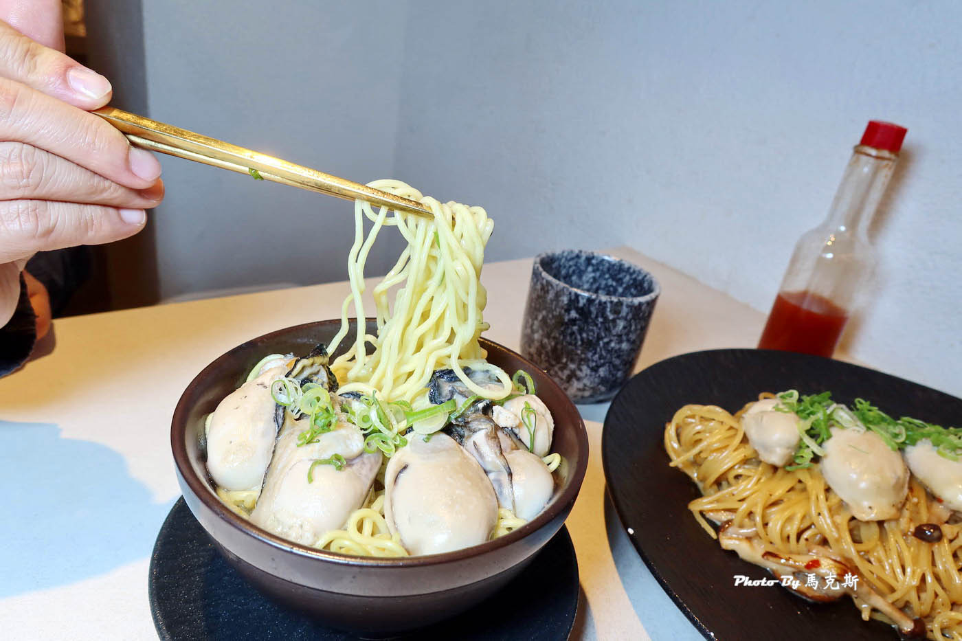 【台北東區美食推薦】She’ll Oyster｜敘｜藏身台北東區巷弄人氣生蠔餐廳 主打空運活體生蠔 必點日本生蠔塔 續攤宵夜好去處