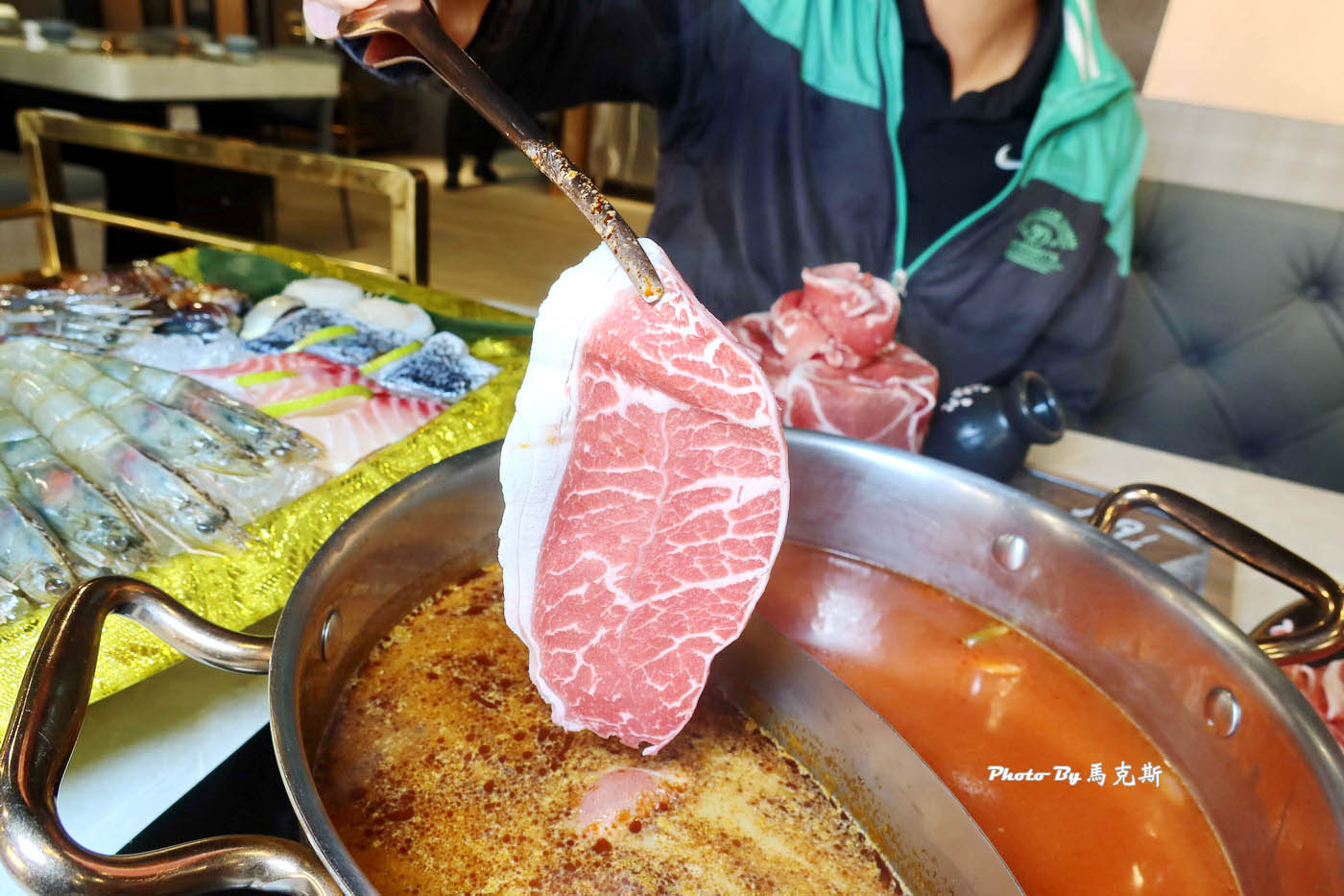 【台北東區美食推薦】新肉多多台北忠孝店｜鍋物界的卡地亞 台北必吃頂級鍋物 平日用餐不限時 約會聚餐新選擇 捷運忠孝敦化站旁