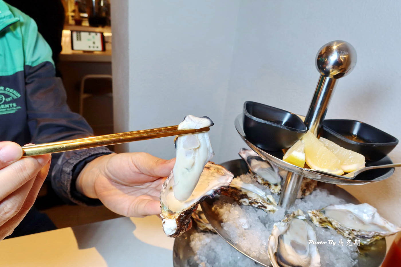【台北東區美食推薦】She’ll Oyster｜敘｜藏身台北東區巷弄人氣生蠔餐廳 主打空運活體生蠔 必點日本生蠔塔 續攤宵夜好去處