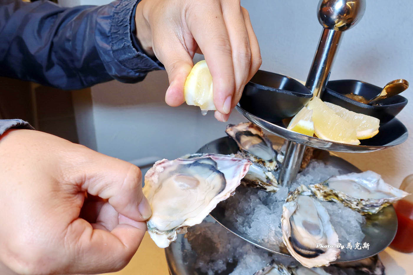 【台北東區美食推薦】She’ll Oyster｜敘｜藏身台北東區巷弄人氣生蠔餐廳 主打空運活體生蠔 必點日本生蠔塔 續攤宵夜好去處