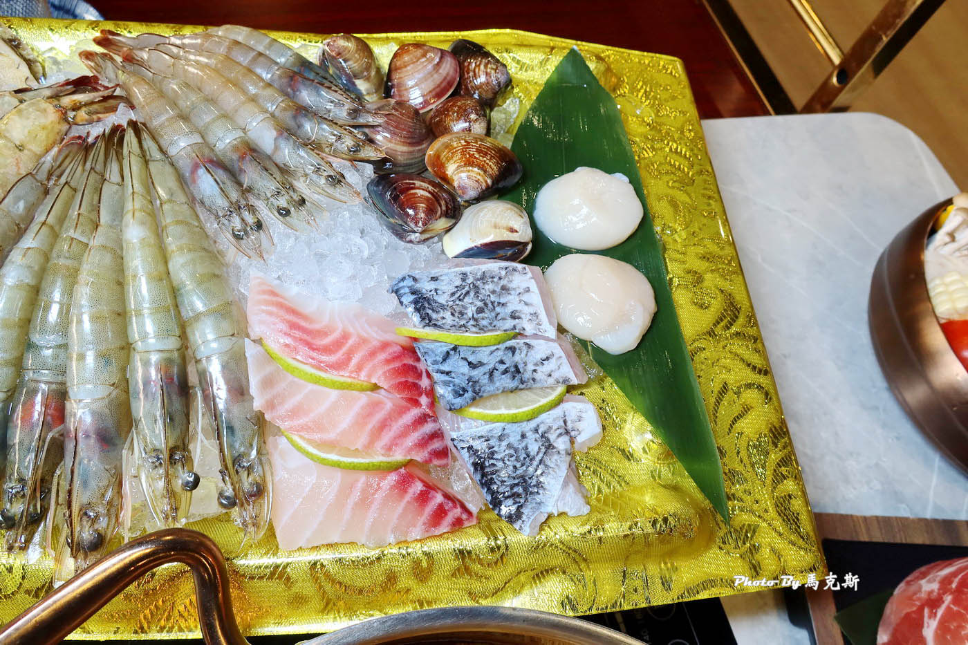 【台北東區美食推薦】新肉多多台北忠孝店｜鍋物界的卡地亞 台北必吃頂級鍋物 平日用餐不限時 約會聚餐新選擇 捷運忠孝敦化站旁