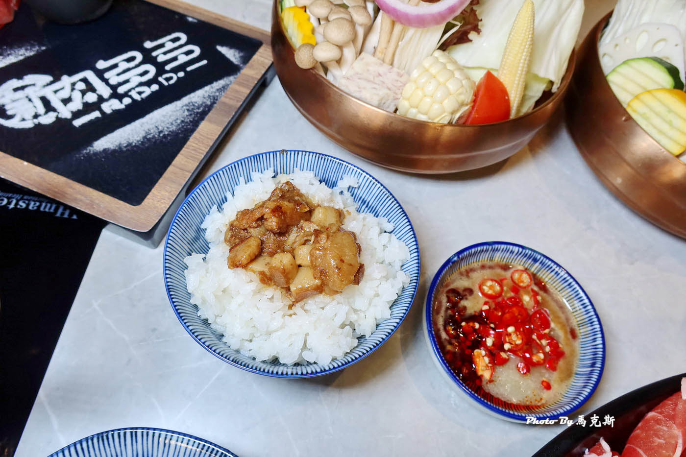 【台北東區美食推薦】新肉多多台北忠孝店｜鍋物界的卡地亞 台北必吃頂級鍋物 平日用餐不限時 約會聚餐新選擇 捷運忠孝敦化站旁