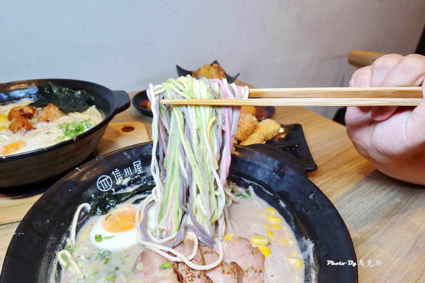 【台中西區美食推薦】信川屋博多豚骨拉麵店|隱藏勤美巷弄激推濃郁系拉麵店 雞白湯拉麵和泡菜拉麵好吃|外帶|外送| - 第12張圖 【台中西區美食推薦】信川屋博多豚骨拉麵店|隱藏勤美巷弄激推濃郁系拉麵店 雞白湯拉麵和泡菜拉麵好吃|外帶|外送|
