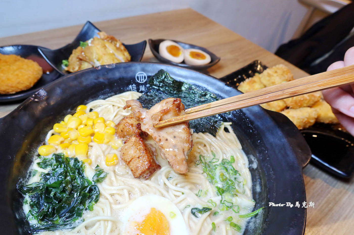 【台中西區美食推薦】信川屋博多豚骨拉麵店|隱藏勤美巷弄激推濃郁系拉麵店 雞白湯拉麵和泡菜拉麵好吃|外帶|外送| - 第16張圖 【台中西區美食推薦】信川屋博多豚骨拉麵店|隱藏勤美巷弄激推濃郁系拉麵店 雞白湯拉麵和泡菜拉麵好吃|外帶|外送|