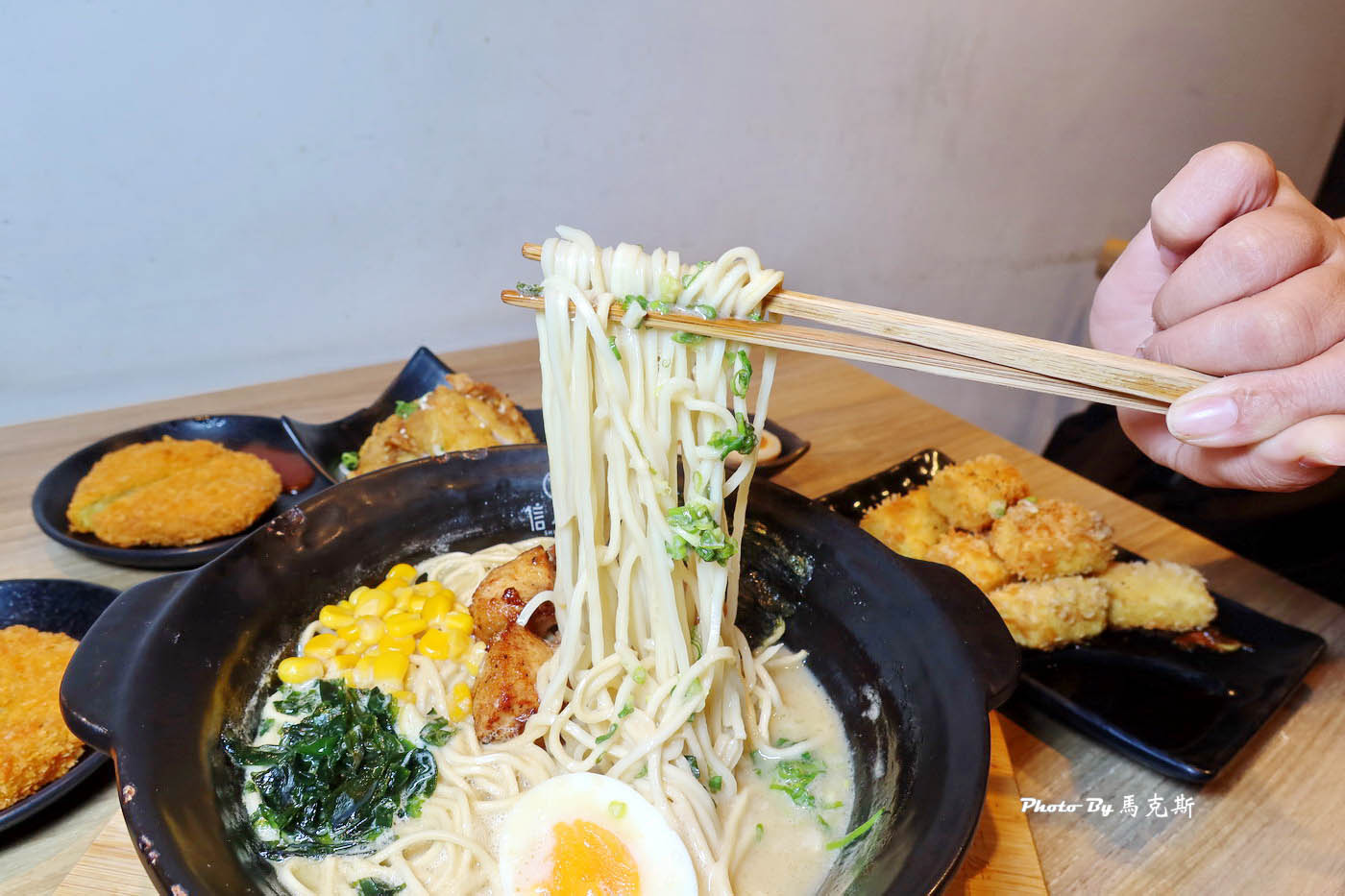 【台中西區美食推薦】信川屋博多豚骨拉麵店|隱藏勤美巷弄激推濃郁系拉麵店 雞白湯拉麵和泡菜拉麵好吃|外帶|外送| - 第17張圖 【台中西區美食推薦】信川屋博多豚骨拉麵店|隱藏勤美巷弄激推濃郁系拉麵店 雞白湯拉麵和泡菜拉麵好吃|外帶|外送|