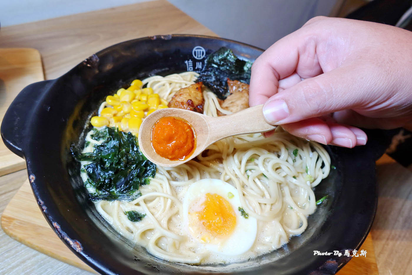【台中西區美食推薦】信川屋博多豚骨拉麵店|隱藏勤美巷弄激推濃郁系拉麵店 雞白湯拉麵和泡菜拉麵好吃|外帶|外送| - 第18張圖 【台中西區美食推薦】信川屋博多豚骨拉麵店|隱藏勤美巷弄激推濃郁系拉麵店 雞白湯拉麵和泡菜拉麵好吃|外帶|外送|