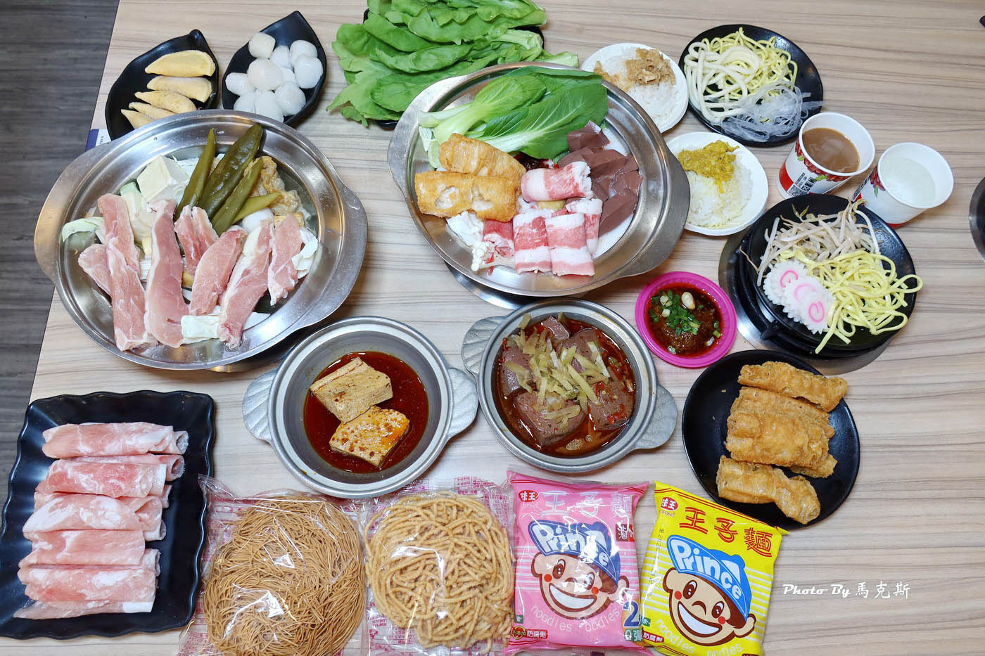 【桃園中壢美食推薦】逸小鍋鍋の物中壢健行總店｜中壢後站高CP值小火鍋 湯頭種類超多 多款麵食、白飯、飲料和冰淇淋等隨你吃到飽|外帶|外送|健行科技大學|
