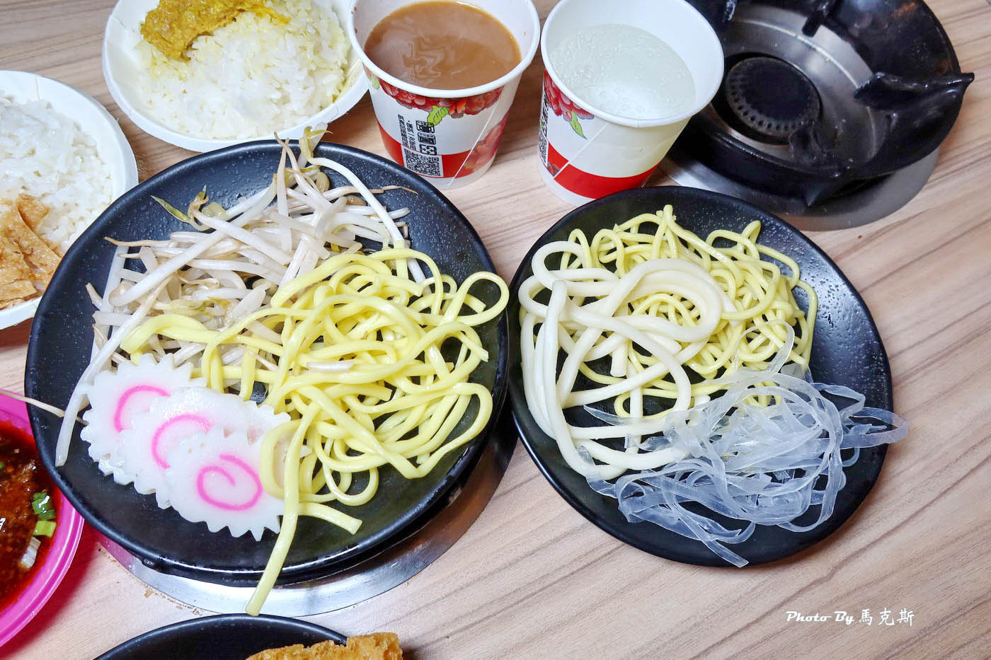 【桃園中壢美食推薦】逸小鍋鍋の物中壢健行總店｜中壢後站高CP值小火鍋 湯頭種類超多 多款麵食、白飯、飲料和冰淇淋等隨你吃到飽|外帶|外送|健行科技大學|