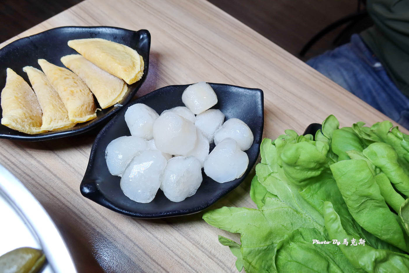 【桃園中壢美食推薦】逸小鍋鍋の物中壢健行總店｜中壢後站高CP值小火鍋 湯頭種類超多 多款麵食、白飯、飲料和冰淇淋等隨你吃到飽|外帶|外送|健行科技大學|