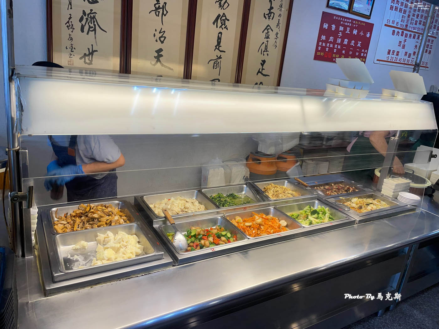 【台中太平美食推薦】東興市魯肉義太平店|超人氣爌肉飯 爌肉肥瘦恰到好處滿是膠質下飯 鹹菜辣椒免費隨你加 下午不休息|外帶|樂成宮|精武車站| - 第8張圖 【台中太平美食推薦】東興市魯肉義太平店|超人氣爌肉飯 爌肉肥瘦恰到好處滿是膠質下飯 鹹菜辣椒免費隨你加 下午不休息|外帶|樂成宮|精武車站|